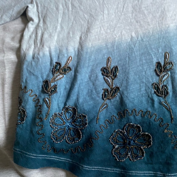 Anthropologie Akemi + Kin Beaded Ombré Tulsi Tee in Blue Small - Picture 5 of 10